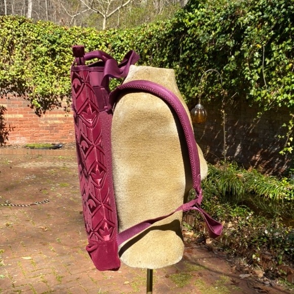 Adidas Red Geometric Backpack - Picture 8 of 11